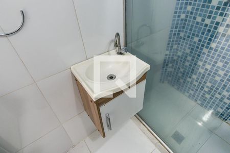 Apartamento à venda com 70m², 2 quartos e 1 vaga Apartamento à venda com 70m², 2 quartos e 1 vagaBanheiro