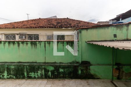 Casa à venda com 130m², 4 quartos e 6 vagas Casa à venda com 130m², 4 quartos e 6 vagasQuarto 3 - Vista