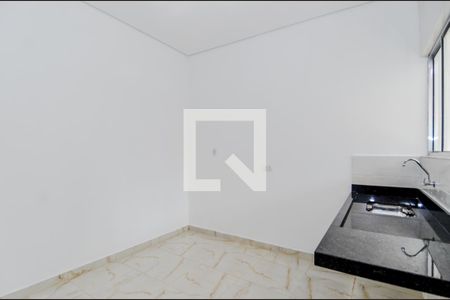 Cozinha de casa para alugar com 1 quarto, 40m² em Jardim Rosa de Franca, Guarulhos