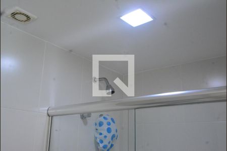 Apartamento para alugar com 80m², 2 quartos e 2 vagasBanheiro social