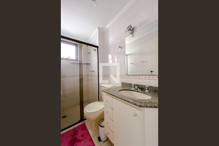 Apartamento à venda com 75m², 2 quartos e 2 vagasBanheiro da Suíte