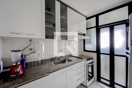 Apartamento à venda com 75m², 2 quartos e 2 vagasCozinha