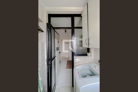 Apartamento à venda com 75m², 2 quartos e 2 vagasLavanderia