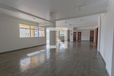 Apartamento à venda com 77m², 2 quartos e 1 vagaÁrea comum