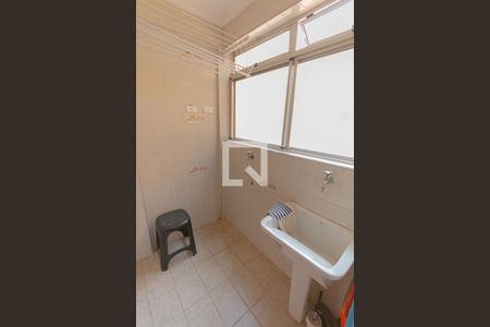 Apartamento à venda com 77m², 2 quartos e 1 vagaÁrea de Serviço