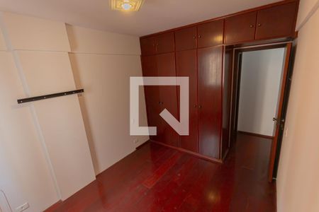 Apartamento à venda com 77m², 2 quartos e 1 vagaQuarto 2