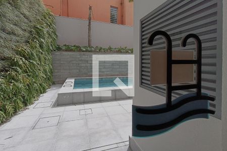 Studio à venda com 22m², 1 quarto e sem vagaÁrea comum - Piscina