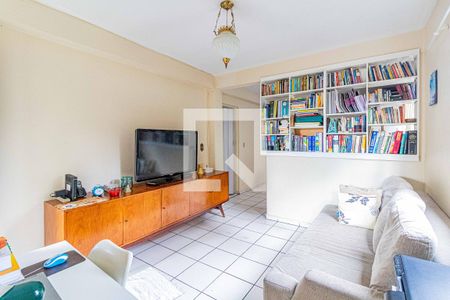 Casa à venda com 600m², 3 quartos e 4 vagasSuite inferior - Sala