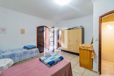 Casa à venda com 600m², 3 quartos e 4 vagasSuite 2