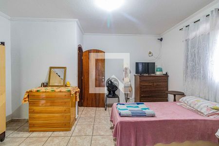 Casa à venda com 600m², 3 quartos e 4 vagasSuite 2