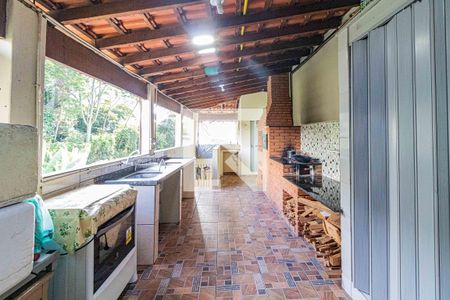 Casa à venda com 600m², 3 quartos e 4 vagasÁrea gourmet