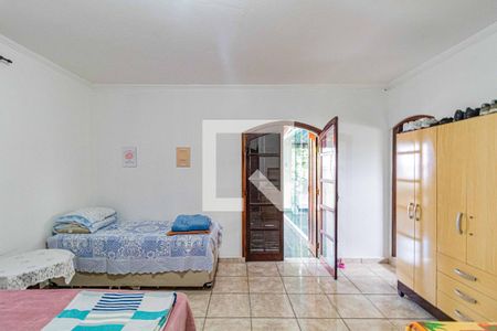 Casa à venda com 600m², 3 quartos e 4 vagasSuite 2