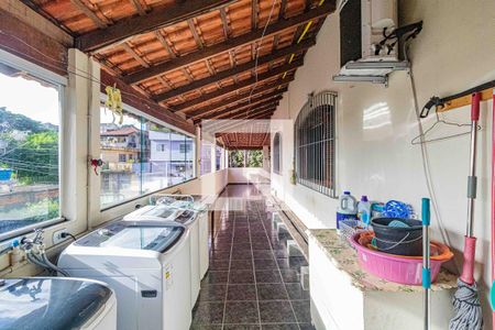 Casa à venda com 600m², 3 quartos e 4 vagasLavanderia