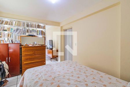 Casa à venda com 600m², 3 quartos e 4 vagasSuite inferior - Sala