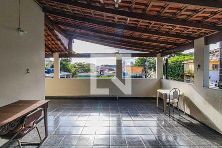 Casa à venda com 600m², 3 quartos e 4 vagasVaranda