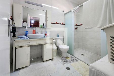 Casa à venda com 280m², 3 quartos e 4 vagasBanheiro