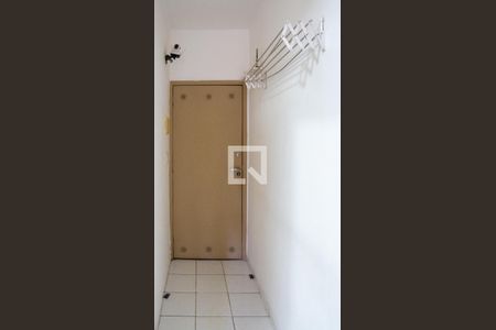 Apartamento à venda com 35m², 1 quarto e sem vaga Apartamento à venda com 35m², 1 quarto e sem vagaCorredor