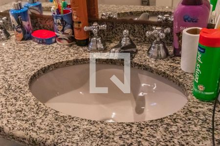 Apartamento para alugar com 360m², 3 quartos e 5 vagas Apartamento para alugar com 360m², 3 quartos e 5 vagasBanheiro da Suíte 1