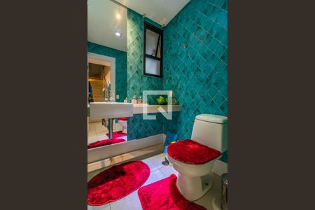 Apartamento para alugar com 360m², 3 quartos e 5 vagas Apartamento para alugar com 360m², 3 quartos e 5 vagasLavabo