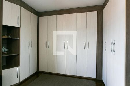 Casa de condomínio à venda com 140m², 3 quartos e 4 vagas Casa de condomínio à venda com 140m², 3 quartos e 4 vagasSuíte