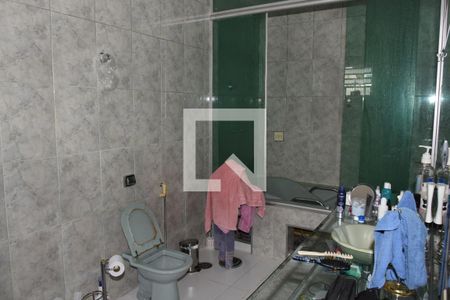 Casa à venda com 290m², 4 quartos e 2 vagasBanheiro da Suíte 3