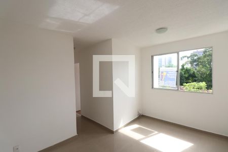 Sala de apartamento para alugar com 2 quartos, 50m² em Nova Cidade, São Gonçalo