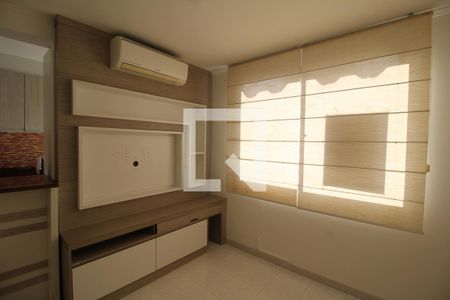 Sala de apartamento à venda com 2 quartos, 75m² em São João, Porto Alegre