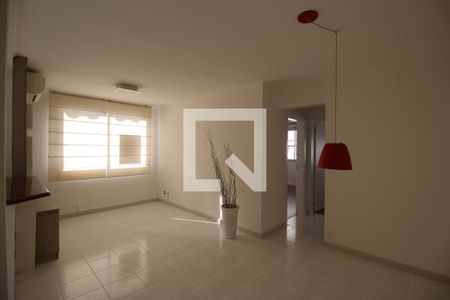 Sala de apartamento à venda com 2 quartos, 75m² em São João, Porto Alegre