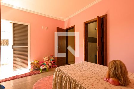 Casa à venda com 267m², 3 quartos e 4 vagas Casa à venda com 267m², 3 quartos e 4 vagasSuíte 2