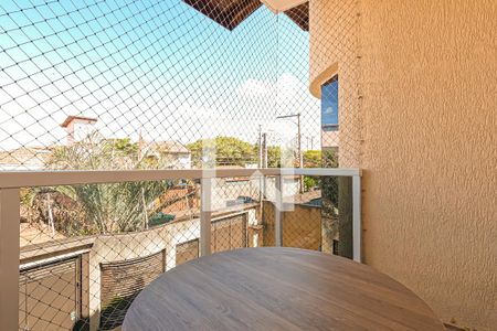 Casa à venda com 267m², 3 quartos e 4 vagas Casa à venda com 267m², 3 quartos e 4 vagasVaranda da Suíte 3