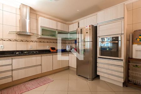 Casa à venda com 267m², 3 quartos e 4 vagas Casa à venda com 267m², 3 quartos e 4 vagasCozinha