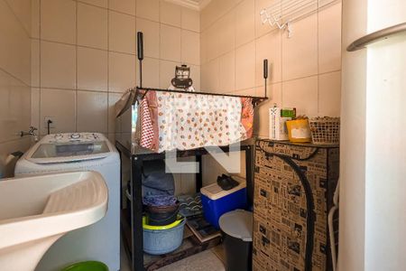 Casa à venda com 267m², 3 quartos e 4 vagas Casa à venda com 267m², 3 quartos e 4 vagasÁrea de Serviço