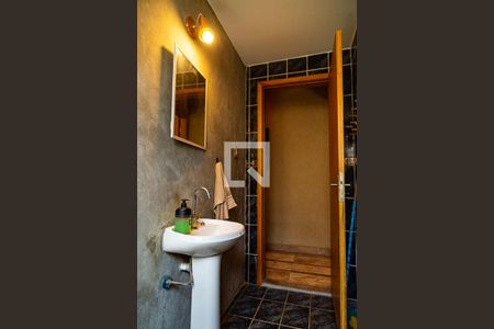 Casa à venda com 180m², 2 quartos e 2 vagas Casa à venda com 180m², 2 quartos e 2 vagasLavabo