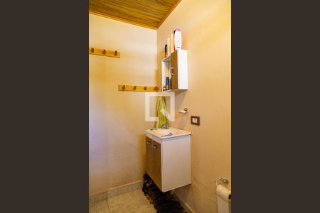 Casa à venda com 180m², 2 quartos e 2 vagas Casa à venda com 180m², 2 quartos e 2 vagasBanheiro da Suíte da Edícula