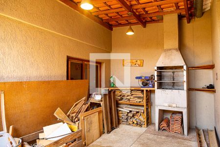 Casa à venda com 180m², 2 quartos e 2 vagas Casa à venda com 180m², 2 quartos e 2 vagasEspaço Gourmet