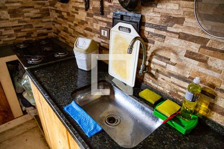 Casa à venda com 180m², 2 quartos e 2 vagas Casa à venda com 180m², 2 quartos e 2 vagasCozinha - Pia