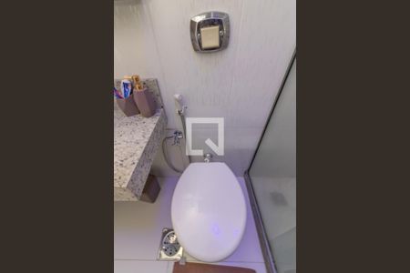 Apartamento à venda com 105m², 2 quartos e 1 vagaSuíte - Banheiro