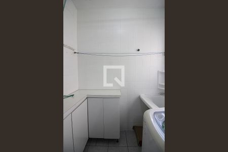 Apartamento à venda com 68m², 2 quartos e 1 vagaÁrea de Serviço