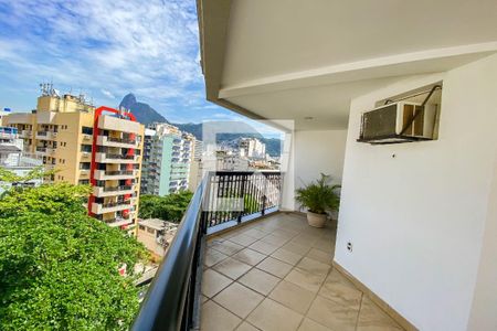 Apartamento para alugar com 117m², 3 quartos e 2 vagasVaranda