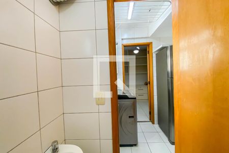 Apartamento para alugar com 117m², 3 quartos e 2 vagasBanheiro de serviço