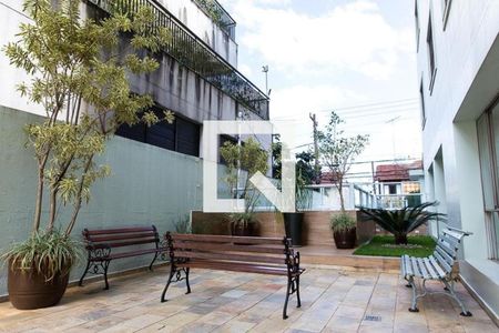 Apartamento à venda com 77m², 2 quartos e 1 vagaÁrea de Serviço