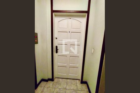 Apartamento à venda com 90m², 3 quartos e 1 vagaHall de entrada 