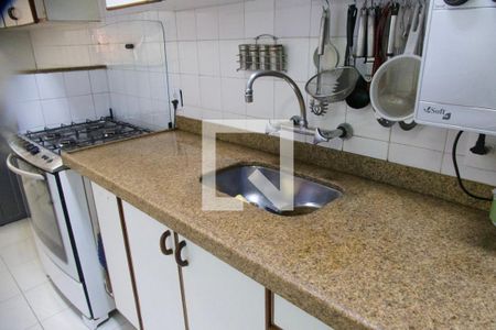 Apartamento à venda com 90m², 3 quartos e 1 vagaCopa / Cozinha 