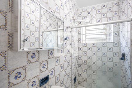 Casa à venda com 270m², 4 quartos e 3 vagas Casa à venda com 270m², 4 quartos e 3 vagasBanheiro - Edícula