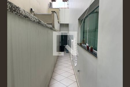 Casa à venda com 164m², 3 quartos e 2 vagas Casa à venda com 164m², 3 quartos e 2 vagasQuintal