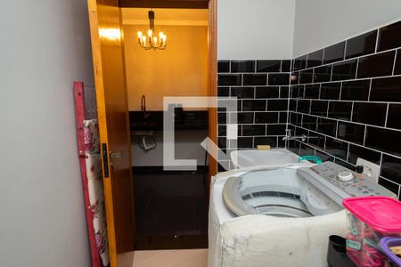 Casa à venda com 164m², 3 quartos e 2 vagas Casa à venda com 164m², 3 quartos e 2 vagasÁrea de Serviço