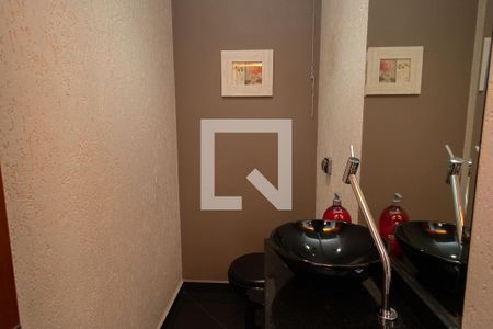 Casa à venda com 164m², 3 quartos e 2 vagas Casa à venda com 164m², 3 quartos e 2 vagasLavabo