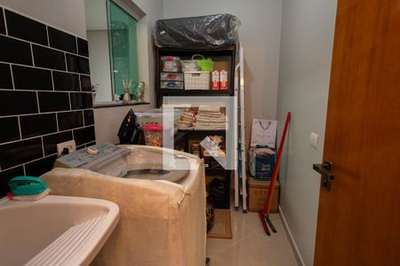 Casa à venda com 164m², 3 quartos e 2 vagas Casa à venda com 164m², 3 quartos e 2 vagasÁrea de Serviço