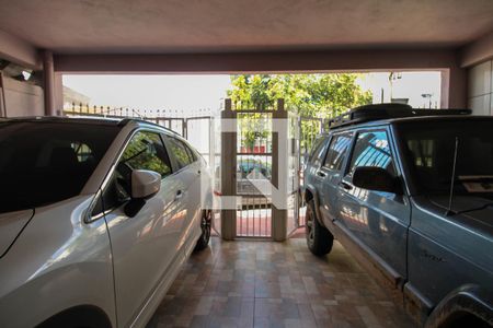 Casa à venda com 290m², 3 quartos e 2 vagas Casa à venda com 290m², 3 quartos e 2 vagasGaragem