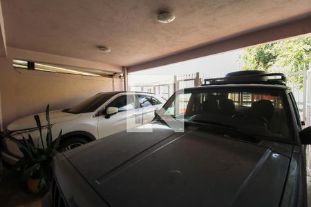 Casa à venda com 290m², 3 quartos e 2 vagas Casa à venda com 290m², 3 quartos e 2 vagasGaragem